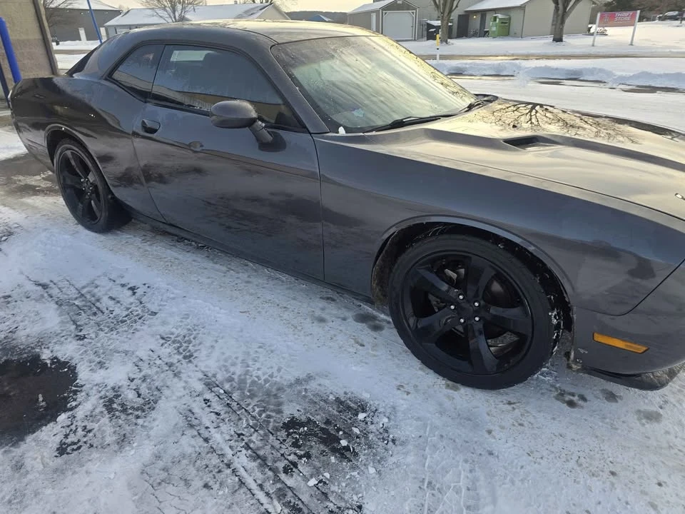 2014 Dodge Challenger 3rd Gen - Image 5 of 8