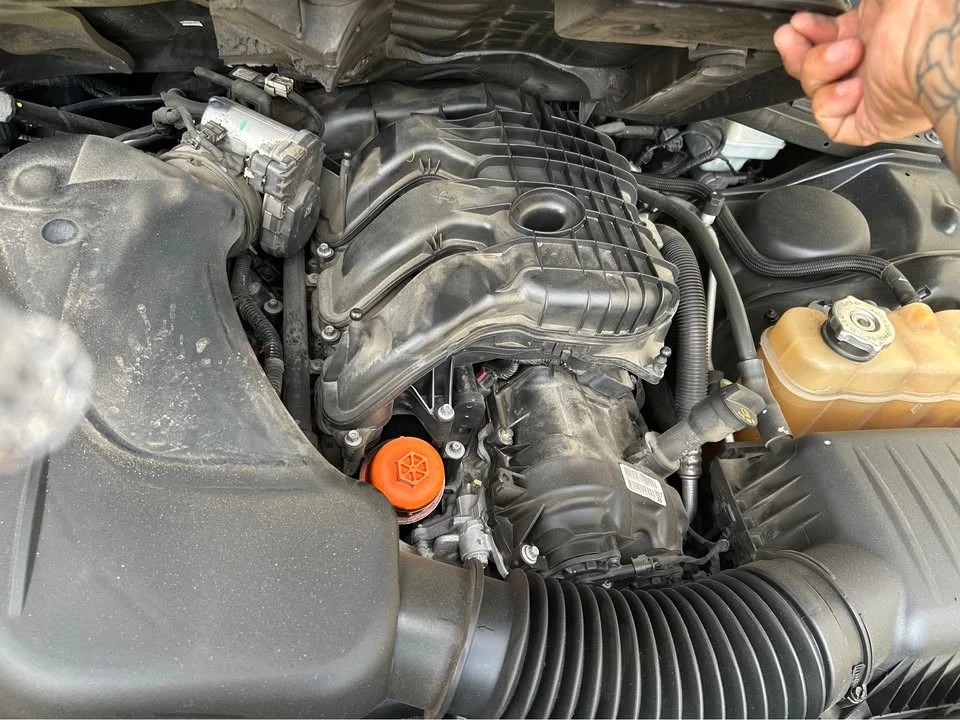 2014 Dodge Challenger SRT Hellcat 3rd Gen - Image 7 of 12