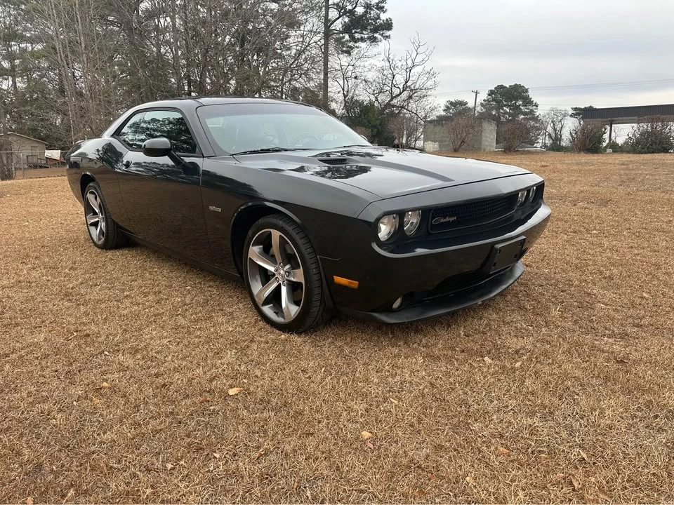 2014 Dodge Challenger 3rd Gen - Image 2 of 13