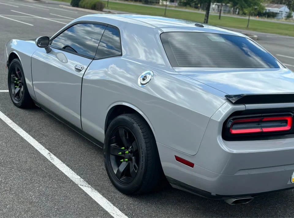 2014 Dodge Challenger 3rd Gen - Image 4 of 16