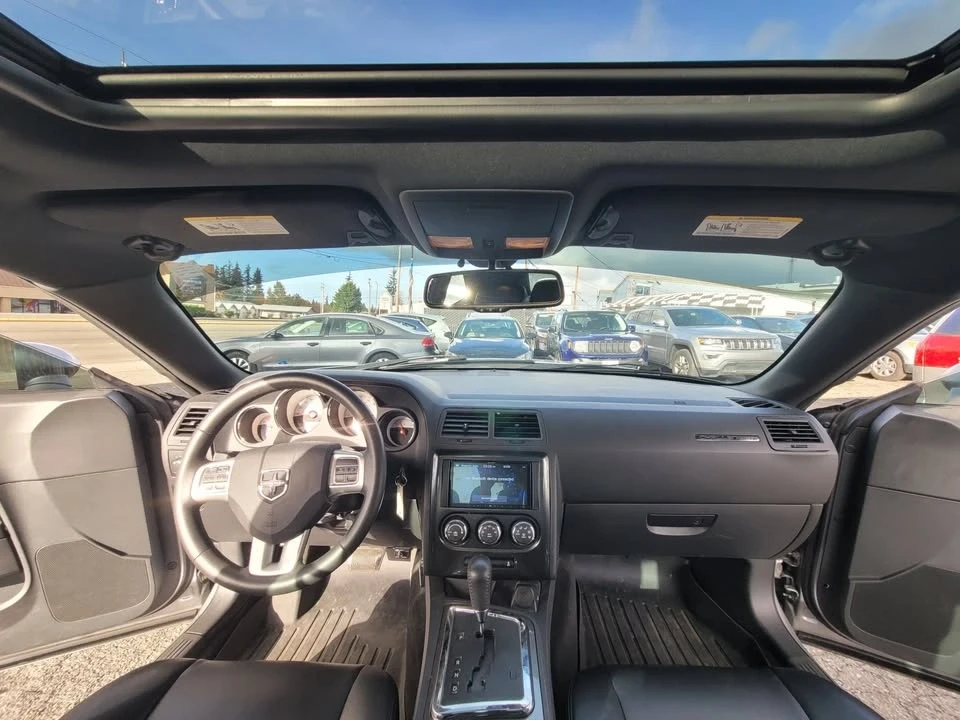 2014 Dodge Challenger 3rd Gen - Image 9 of 19