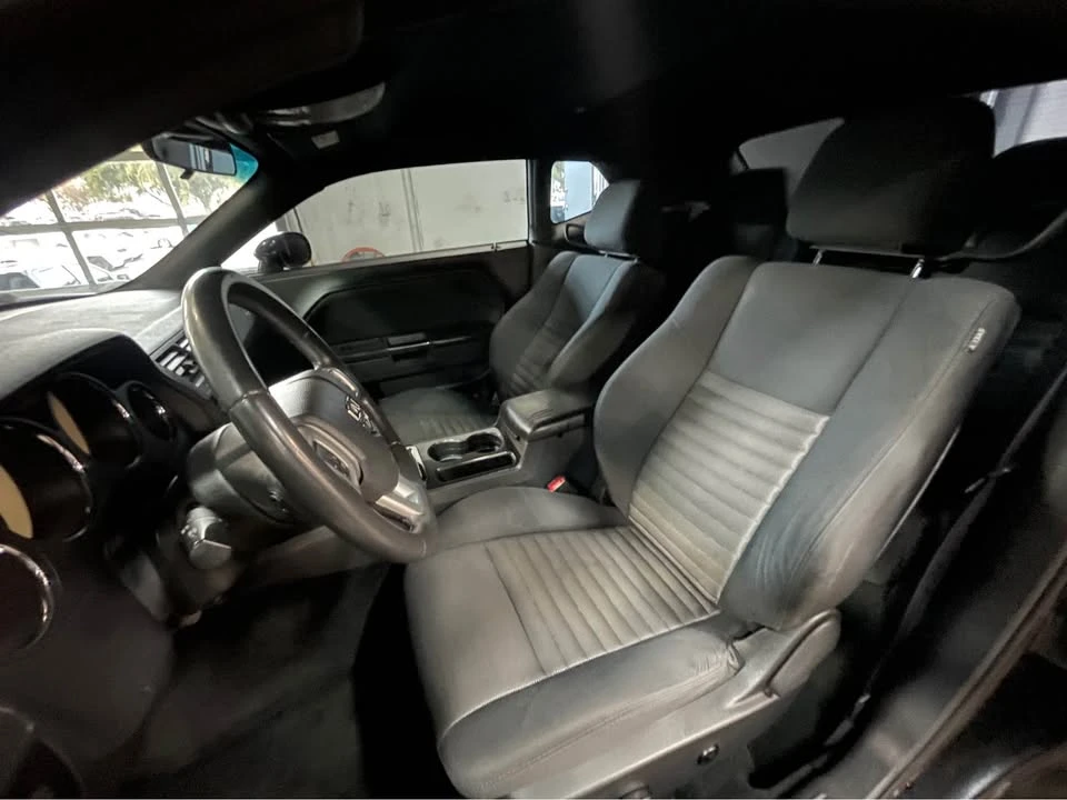 2014 Dodge Challenger 3rd Gen - Image 6 of 9