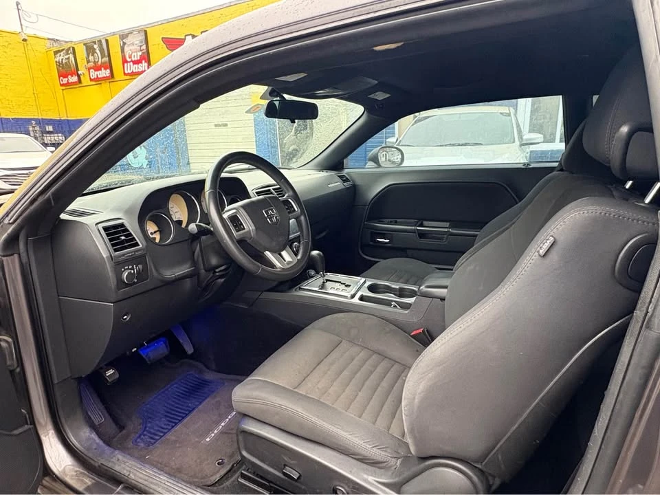 2014 Dodge Challenger 3rd Gen - Image 8 of 13