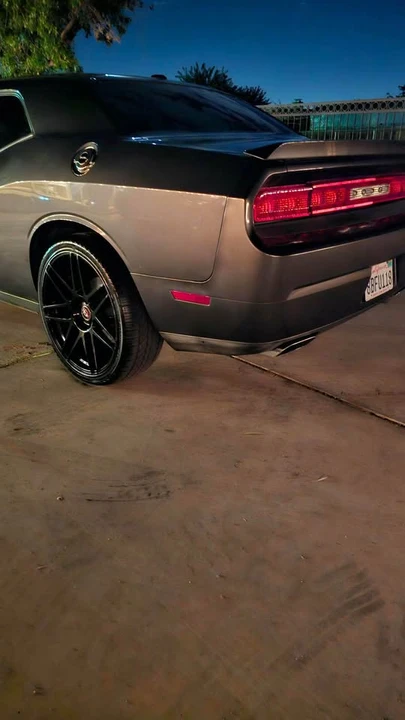 2014 Dodge Challenger 3rd Gen - Image 7 of 10