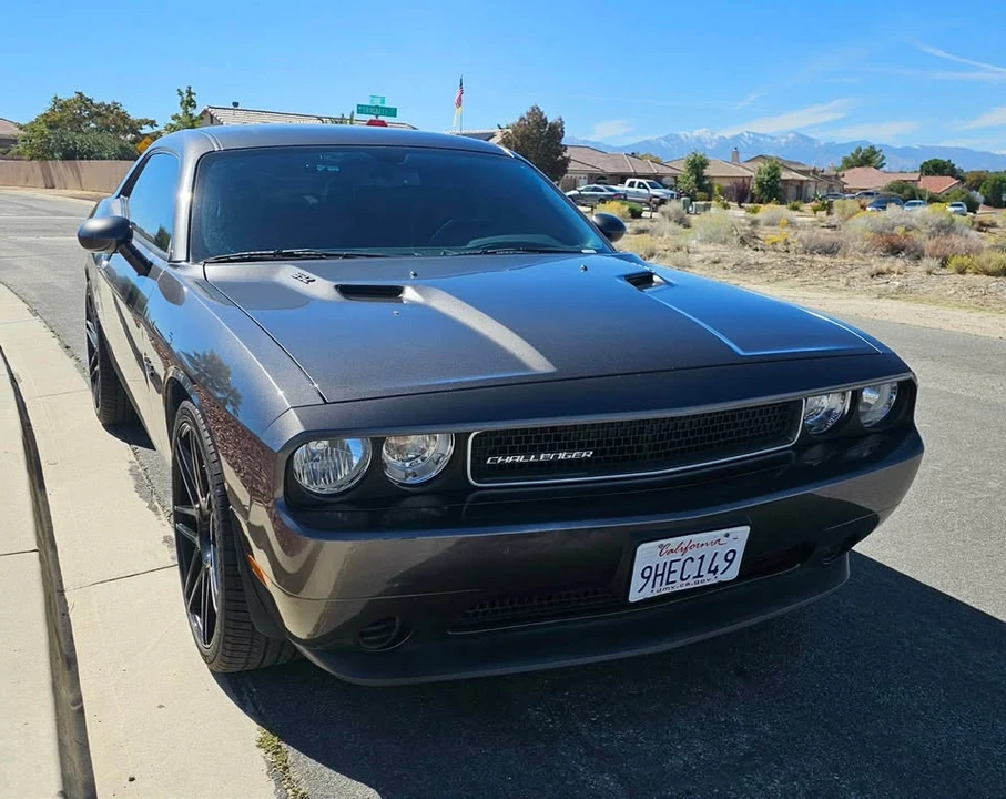 2014 Dodge Challenger 3rd Gen - Image 4 of 10