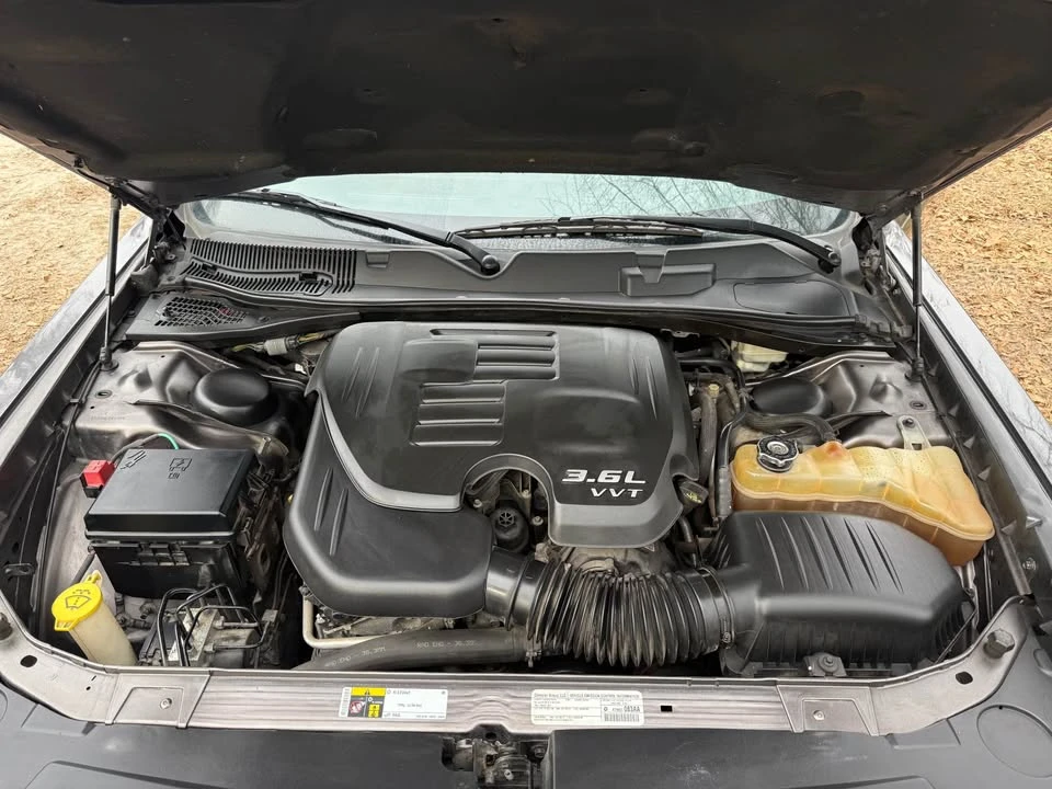 2014 Dodge Challenger 3rd Gen - Image 17 of 18