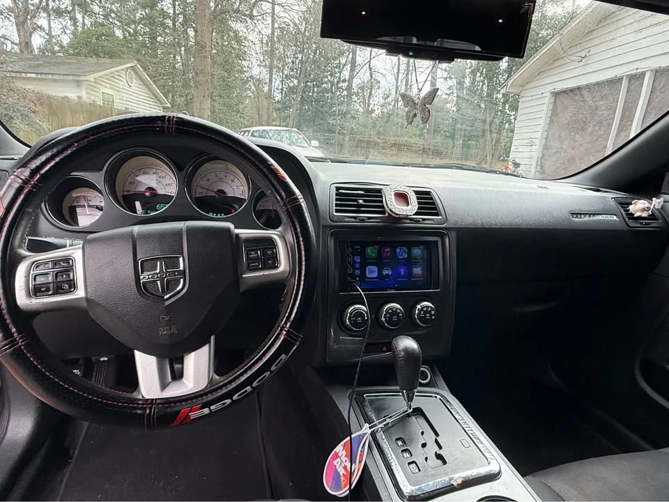 2014 Dodge Challenger 3rd Gen - Image 10 of 18