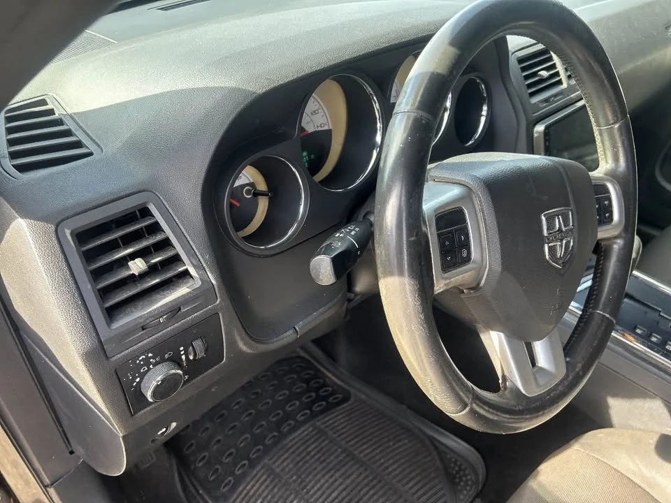 2014 Dodge Challenger 3rd Gen - Image 12 of 17