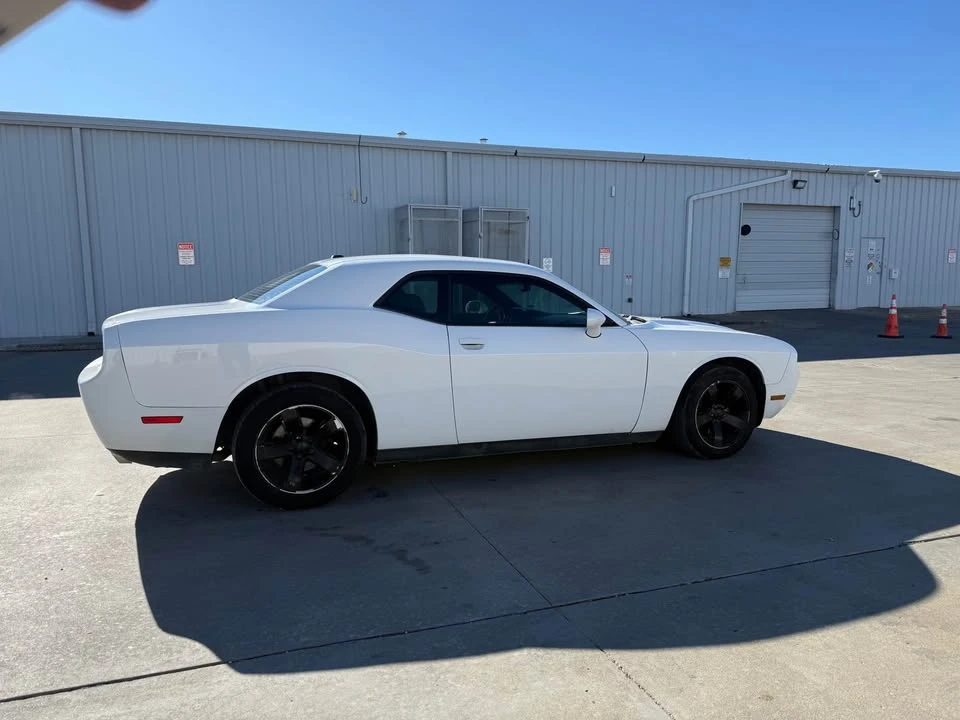 2014 Dodge Challenger 3rd Gen - Image 7 of 19