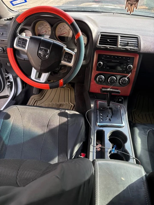 2014 Dodge Challenger 3rd Gen - Image 8 of 8