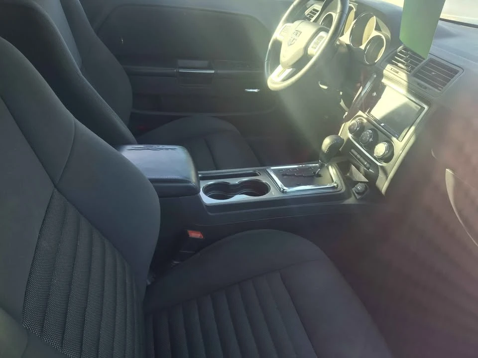 2014 Dodge Challenger 3rd Gen - Image 6 of 7