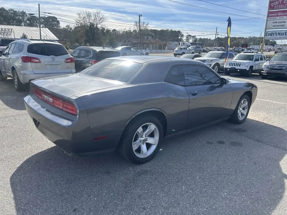 2014 Dodge Challenger 3rd Gen - Image 7 of 17