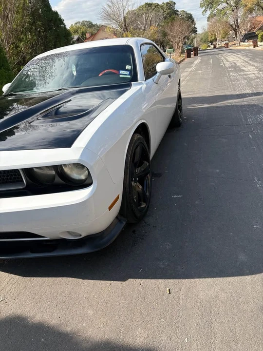 2014 Dodge Challenger 3rd Gen - Image 2 of 8