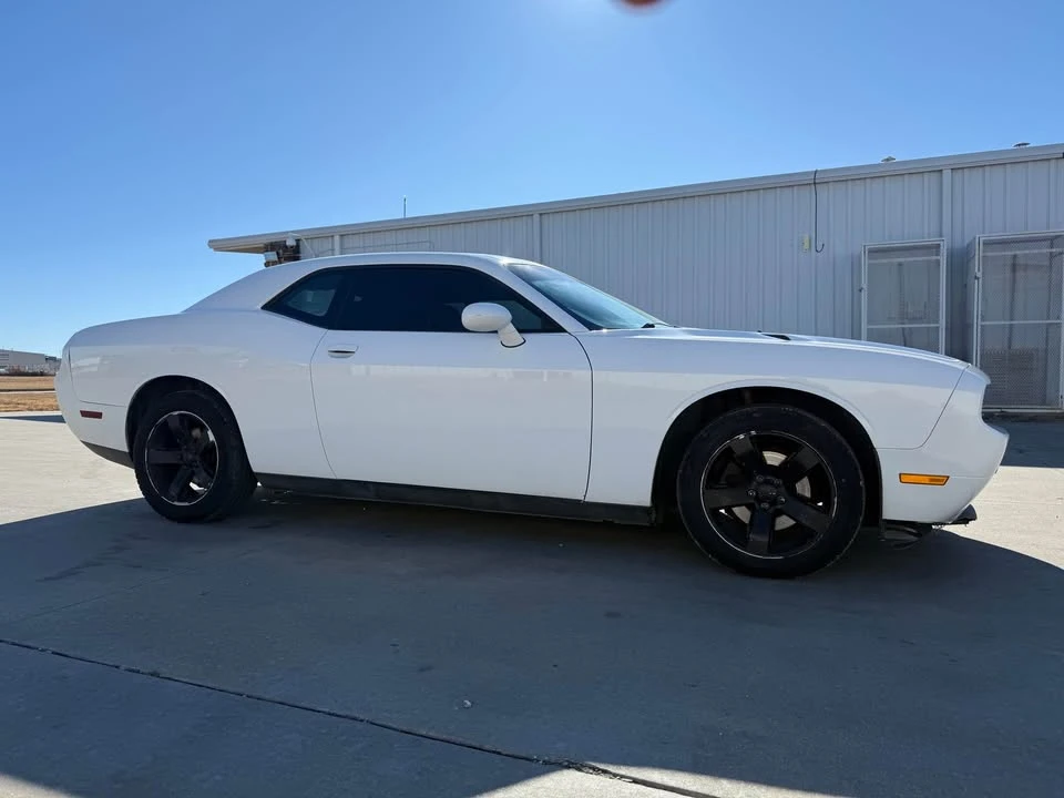 2014 Dodge Challenger 3rd Gen - Image 2 of 19