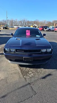 2014 Dodge Challenger SXT Coupe