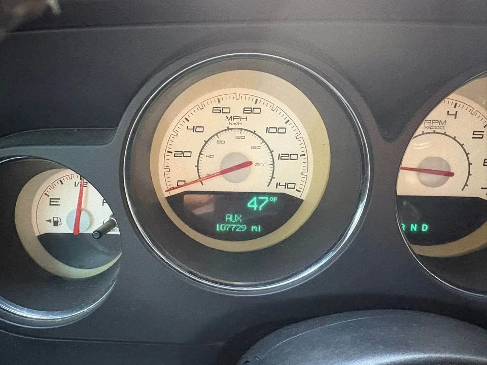 2014 Dodge Challenger 3rd Gen - Image 7 of 8