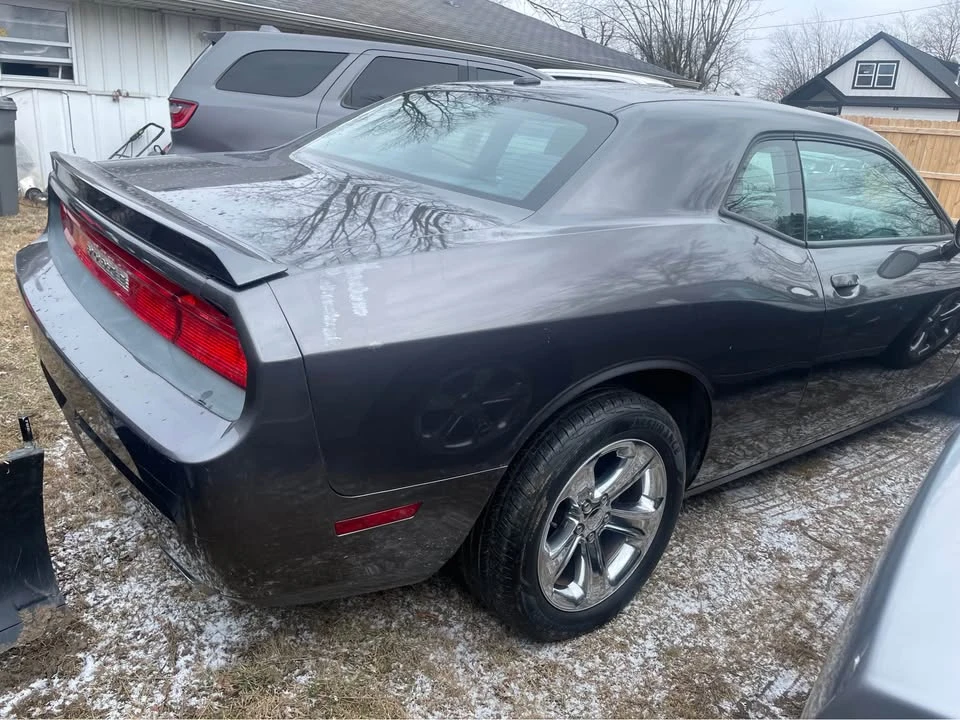 2014 Dodge Challenger 3rd Gen - Image 4 of 10