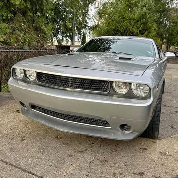 2014 Dodge Challenger SXT Coupe