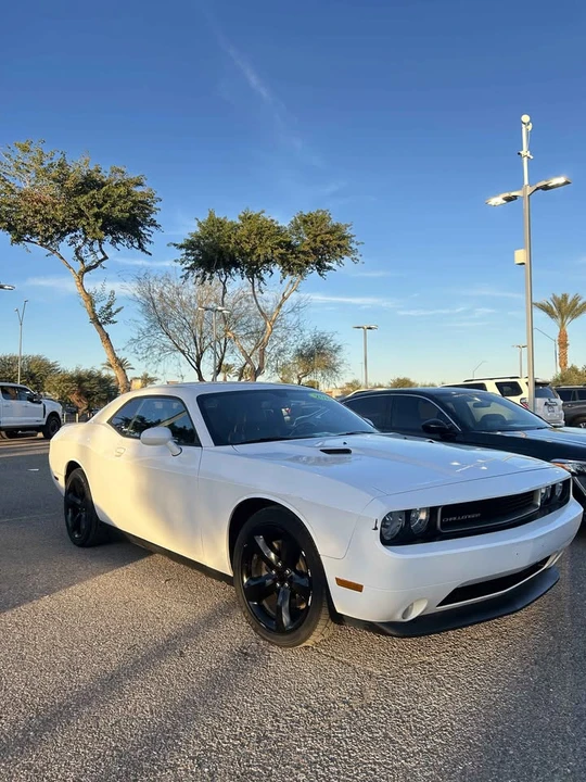 2014 Dodge Challenger 3rd Gen - Image 5 of 7