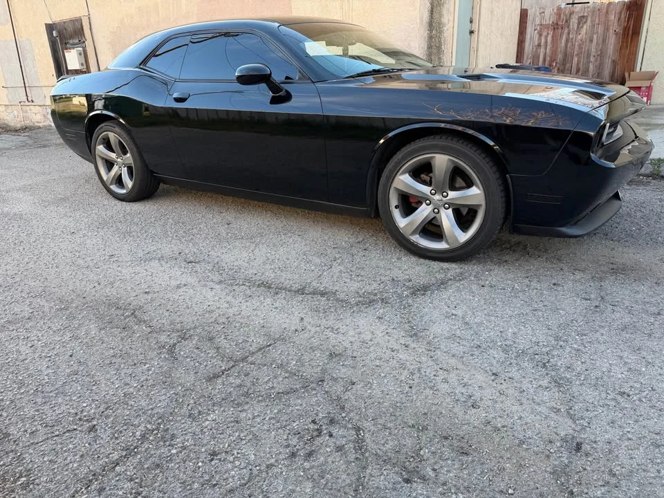 2014 Dodge Challenger 3rd Gen - Image 5 of 9