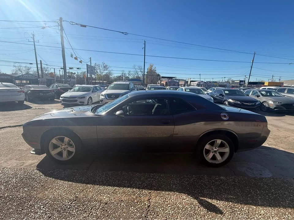 2014 Dodge Challenger 3rd Gen - Image 5 of 13