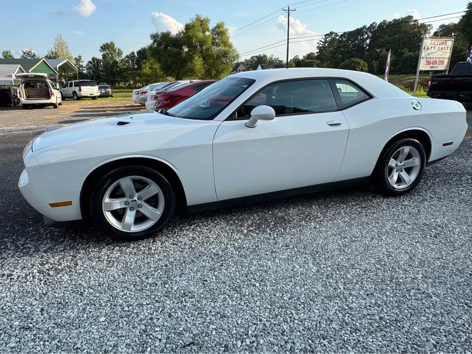 2014 Dodge Challenger 3rd Gen - Image 6 of 10