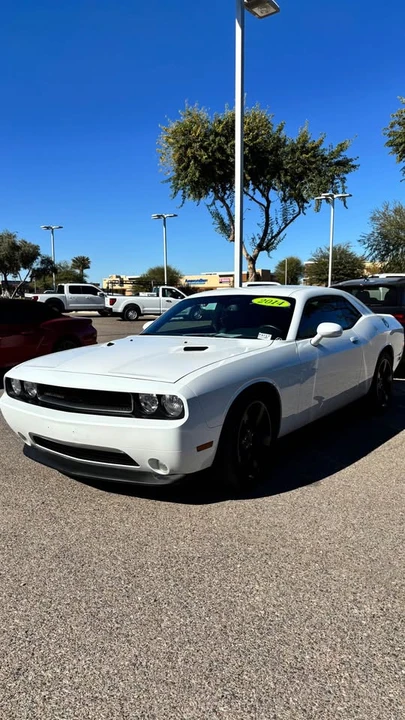 2014 Dodge Challenger 3rd Gen - Image 5 of 10