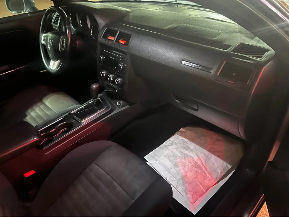 2014 Dodge Challenger 3rd Gen - Image 10 of 12