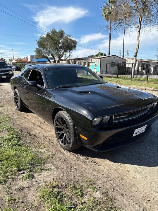 2014 Dodge Challenger 3rd Gen - Image 2 of 7