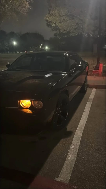 2014 Dodge Challenger 3rd Gen - Image 2 of 18