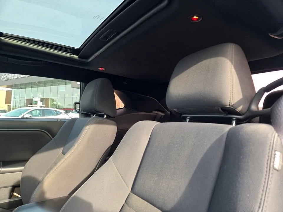 2014 Dodge Challenger 3rd Gen - Image 17 of 20
