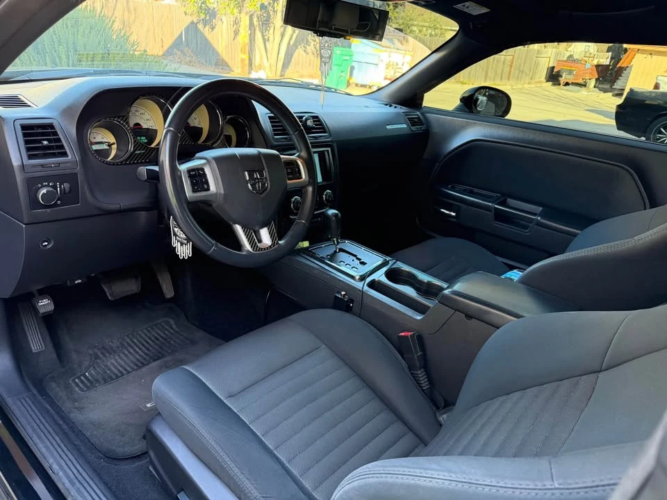 2014 Dodge Challenger 3rd Gen - Image 7 of 9