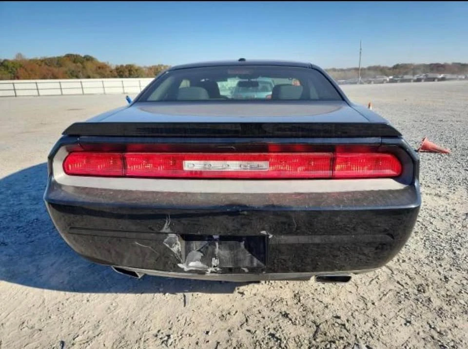 2014 Dodge Challenger 3rd Gen - Image 6 of 11