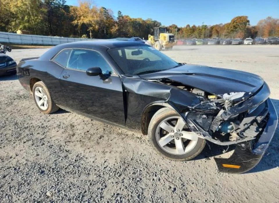 2014 Dodge Challenger 3rd Gen - Image 4 of 11