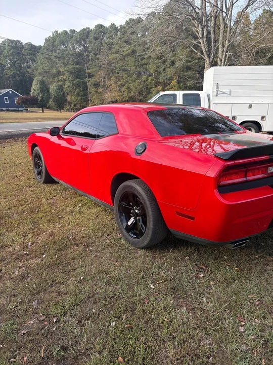 2014 Dodge Challenger 3rd Gen - Image 2 of 10