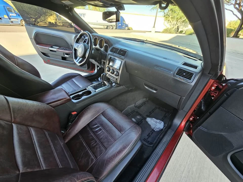 2014 Dodge Challenger 3rd Gen - Image 9 of 11