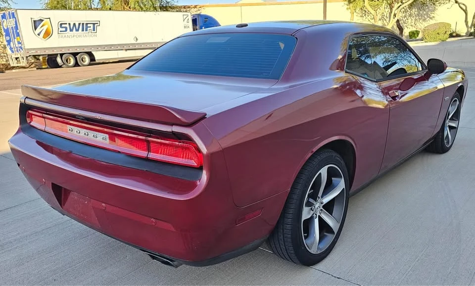 2014 Dodge Challenger 3rd Gen - Image 5 of 12