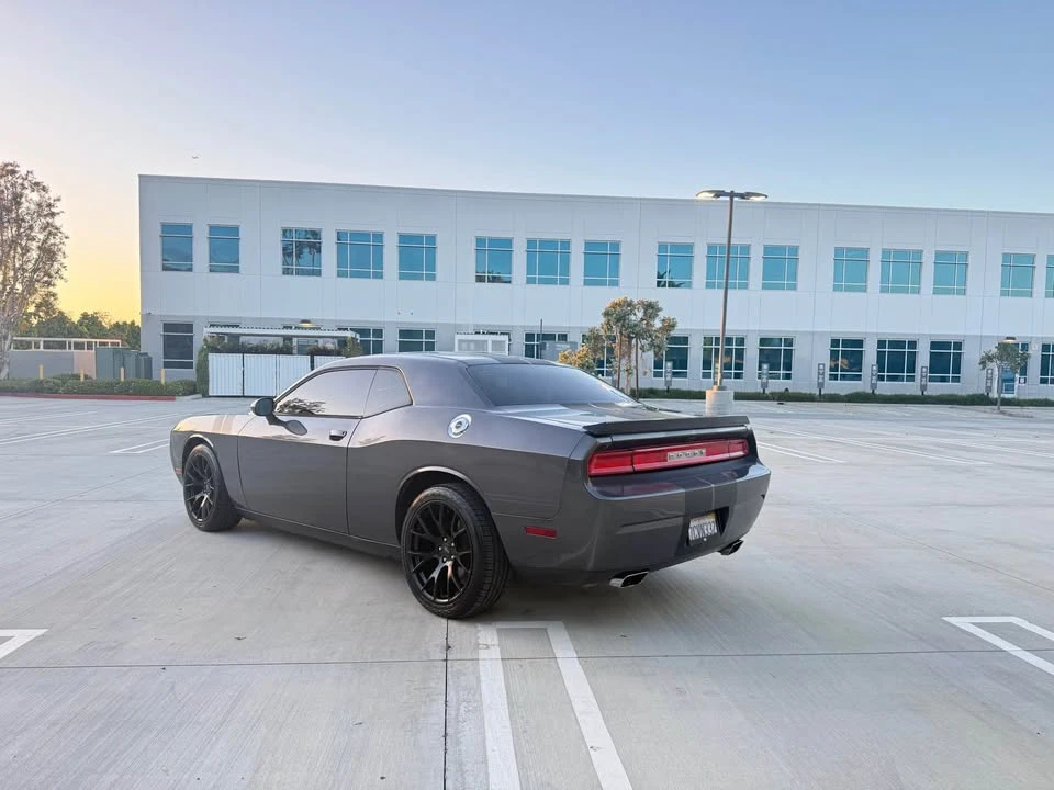 2014 Dodge Challenger 3rd Gen - Image 4 of 13