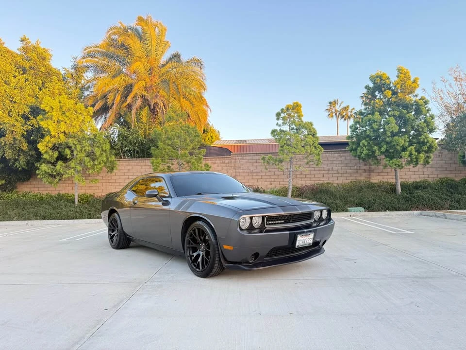 2014 Dodge Challenger 3rd Gen - Image 6 of 13