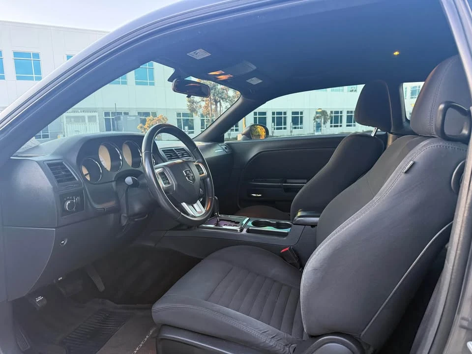 2014 Dodge Challenger 3rd Gen - Image 10 of 13