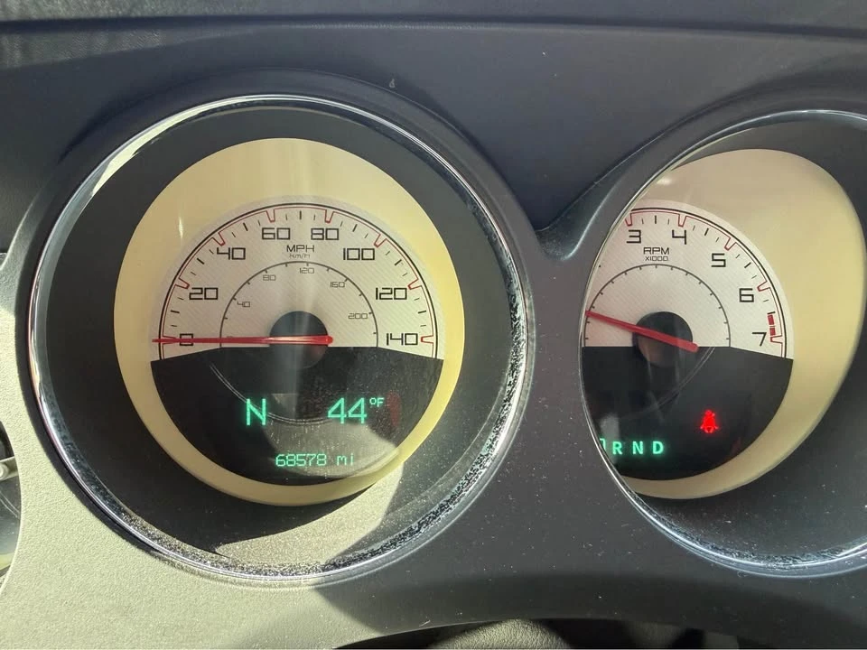 2014 Dodge Challenger 3rd Gen - Image 15 of 16