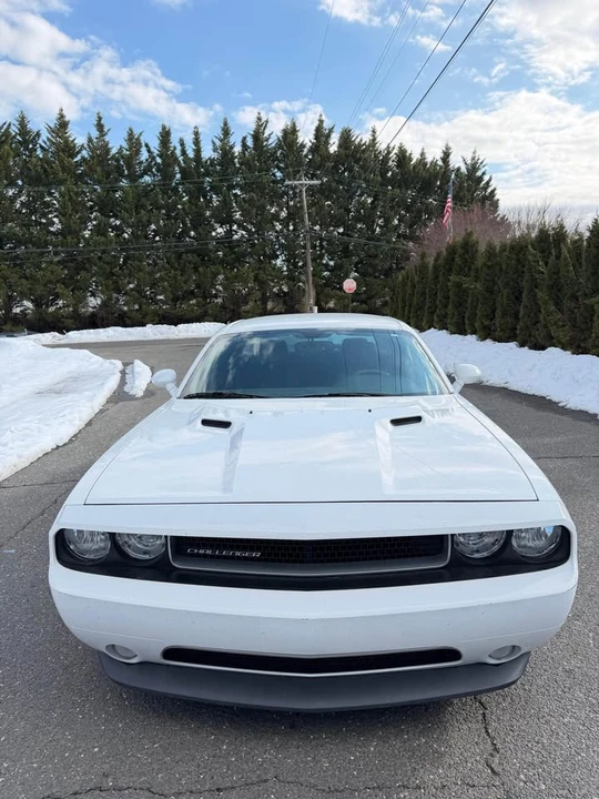 2014 Dodge Challenger 3rd Gen - Image 10 of 16