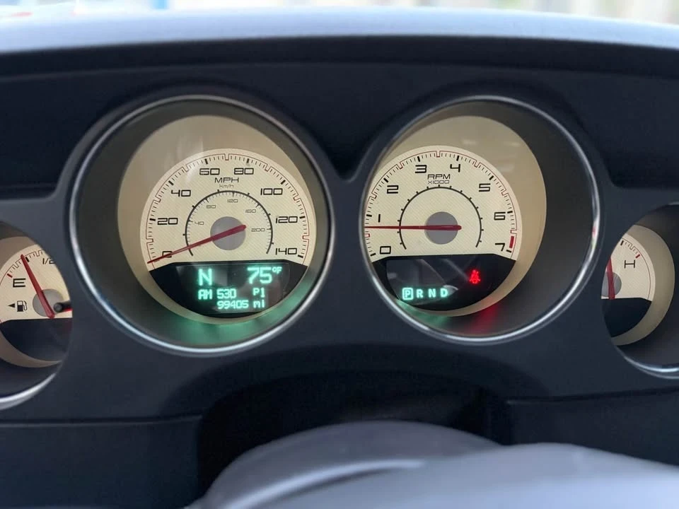 2014 Dodge Challenger 3rd Gen - Image 13 of 20