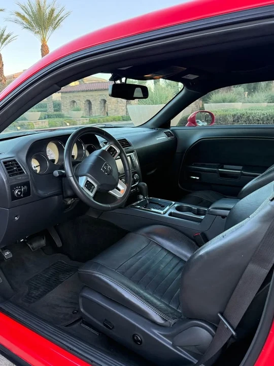 2014 Dodge Challenger 3rd Gen - Image 19 of 20