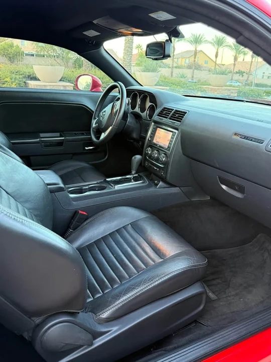 2014 Dodge Challenger 3rd Gen - Image 10 of 20