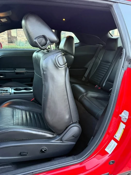 2014 Dodge Challenger 3rd Gen - Image 11 of 20