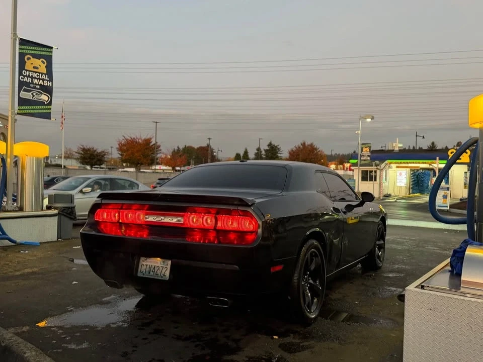2014 Dodge Challenger 3rd Gen - Image 18 of 20