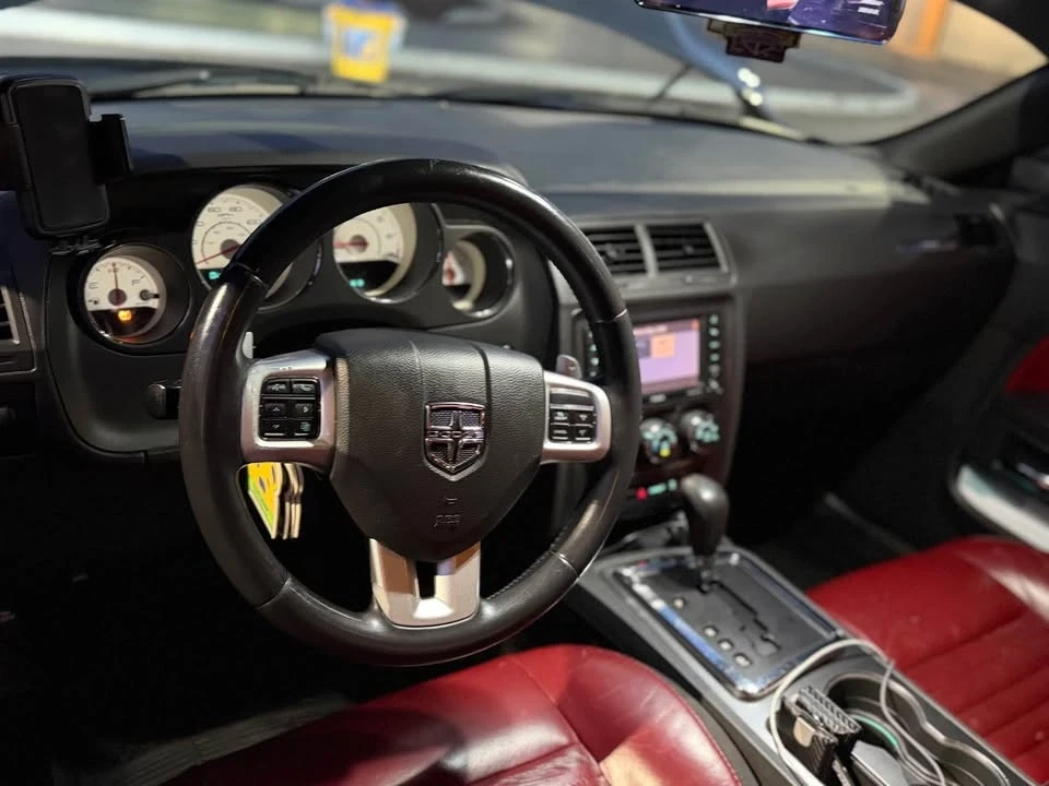 2014 Dodge Challenger 3rd Gen - Image 10 of 20