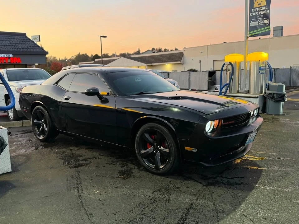 2014 Dodge Challenger 3rd Gen - Image 17 of 20
