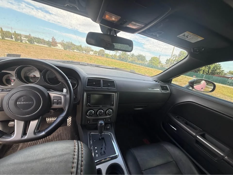 2014 Dodge Challenger 3rd Gen - Image 10 of 15